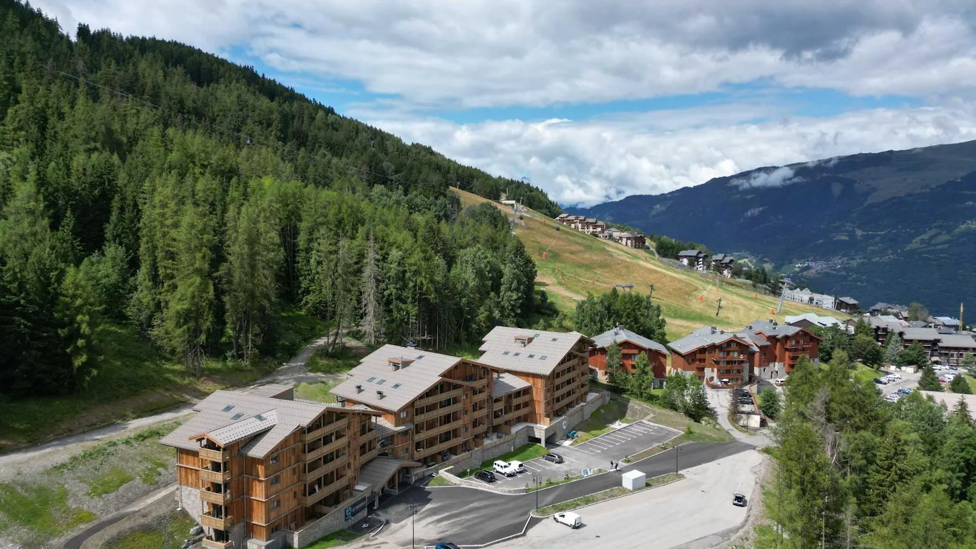 Terresens - Le Snoroc Aparthotel La Plagne France